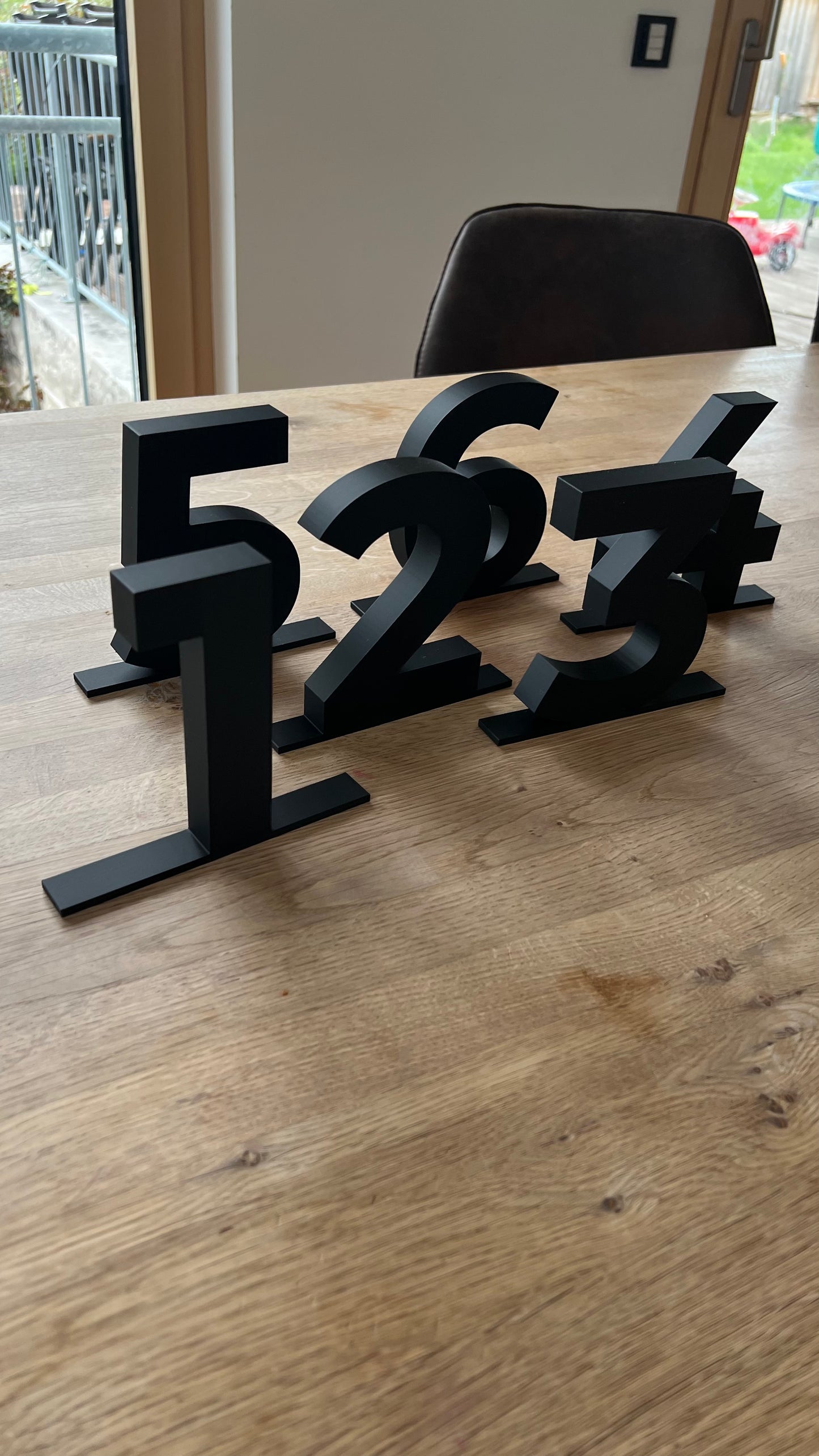 Elegante Tischnummern für Hochzeiten – Individuell & Stilvoll