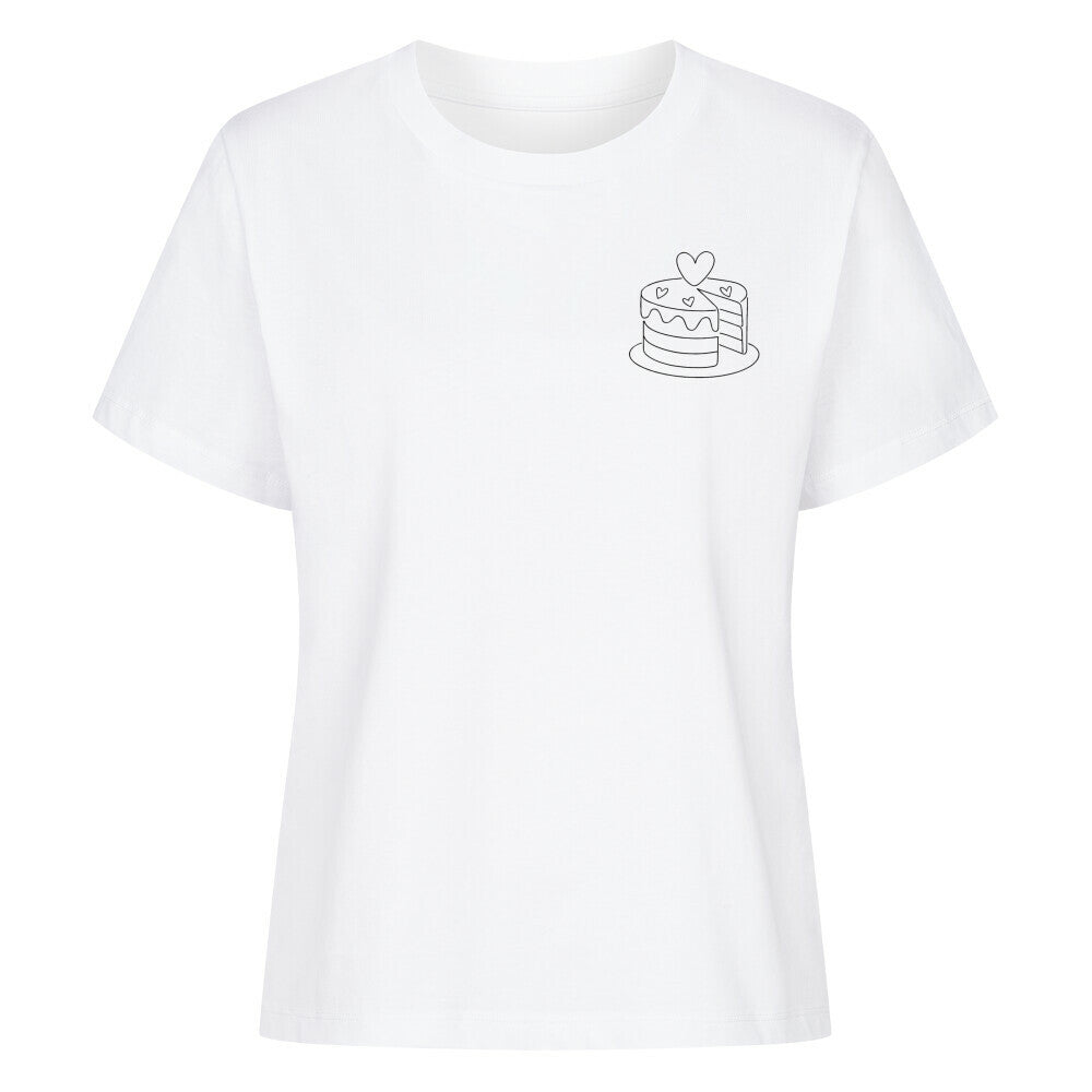 Mama-Kind-Shirt-Set aus 100 % Bio-Baumwolle mit liebevollem Torten-Design: Auf dem Mama-Shirt eine Torte mit fehlendem Stück, auf dem Kind-Shirt das passende Einzelstück. Symbol für die besondere Verbindung zwischen Mutter und Kind. Nachhaltig produziert, hochwertig verarbeitet, perfekt als Geschenk zum Muttertag, zur Geburt oder für gemeinsame Familienfotos. Ideal als emotionaler Partnerlook.